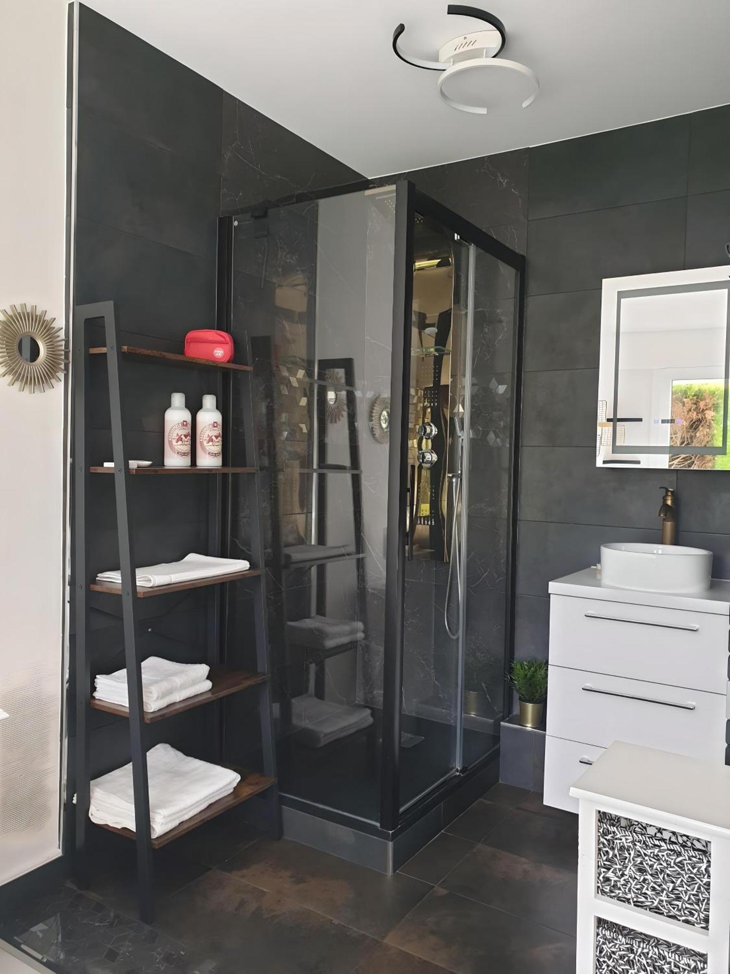 Appartement Avec Jardin Prive - 2 A 4 Voyageur Chaville Exteriör bild